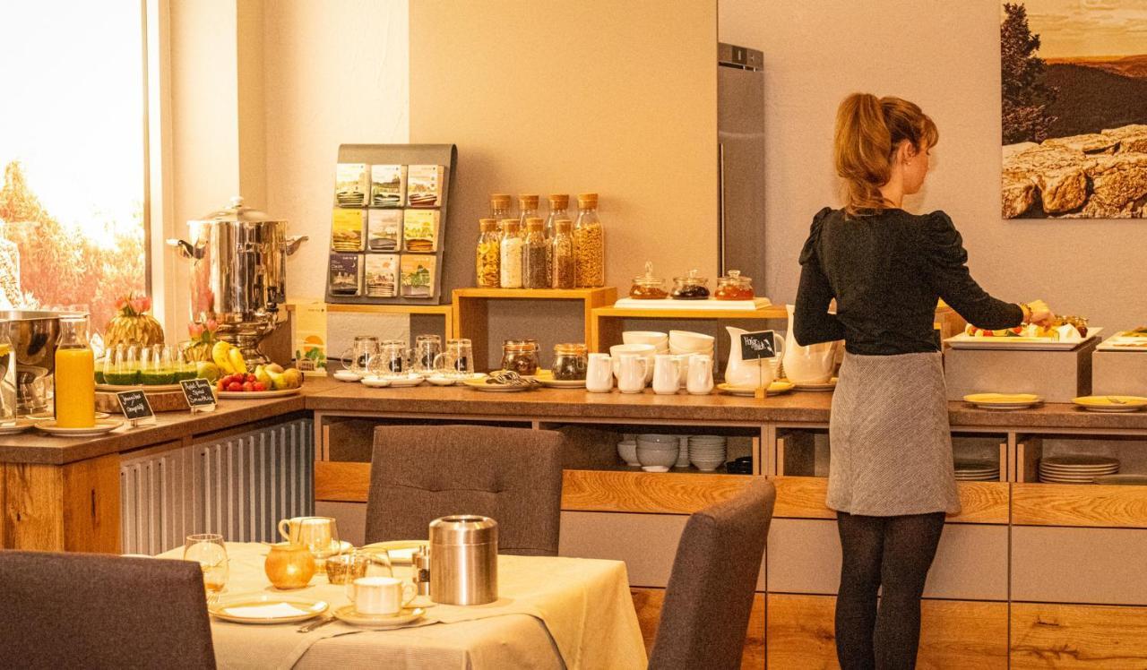 Landgasthaus & Hotel Zur Krone Dahn Kültér fotó